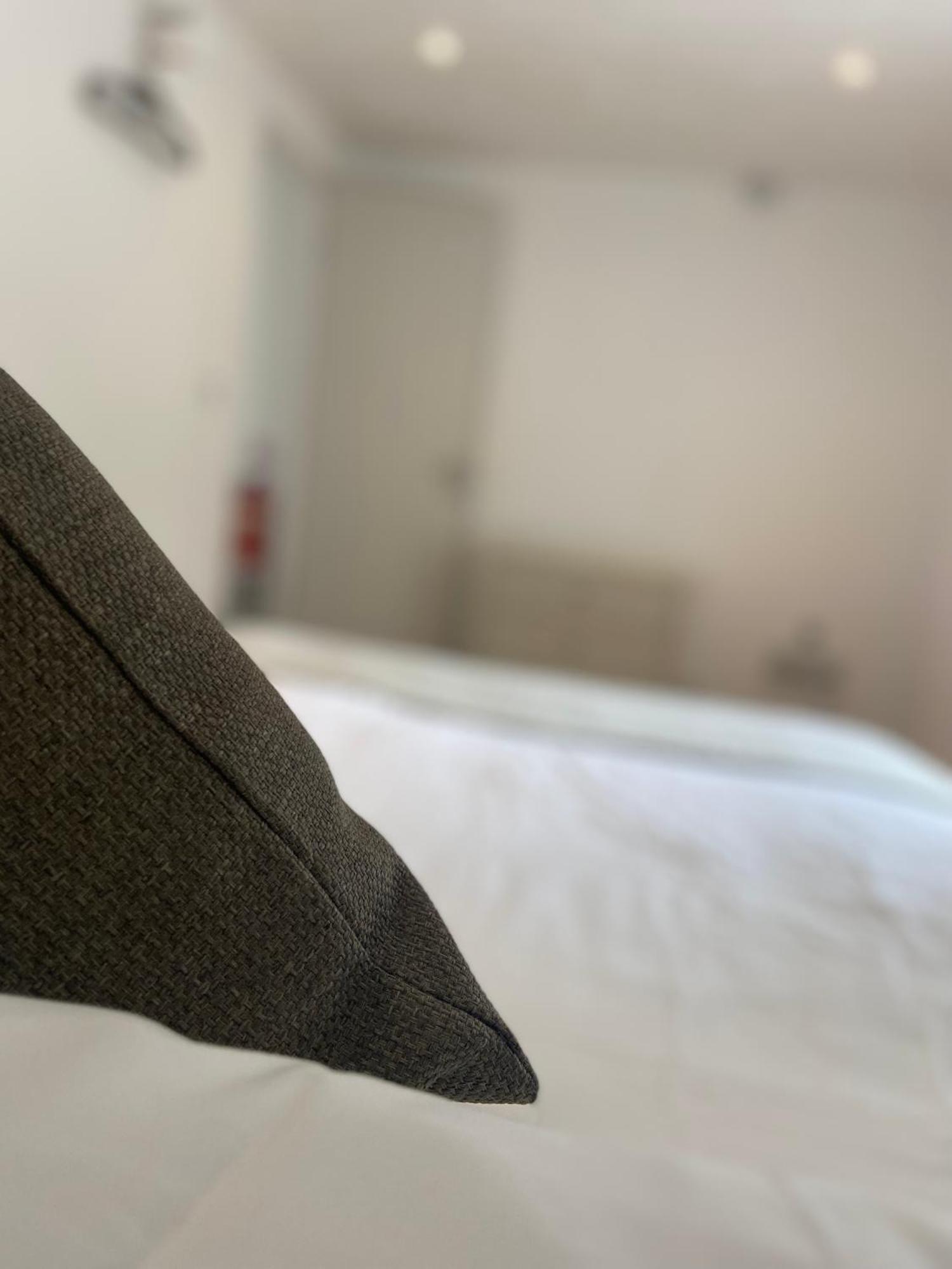 Potterspury Coffee Pot Yardley Gobion Bed & Breakfast エクステリア 写真