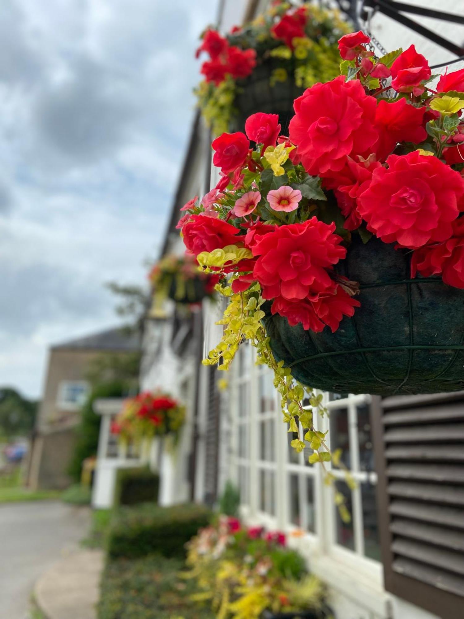 Potterspury Coffee Pot Yardley Gobion Bed & Breakfast エクステリア 写真
