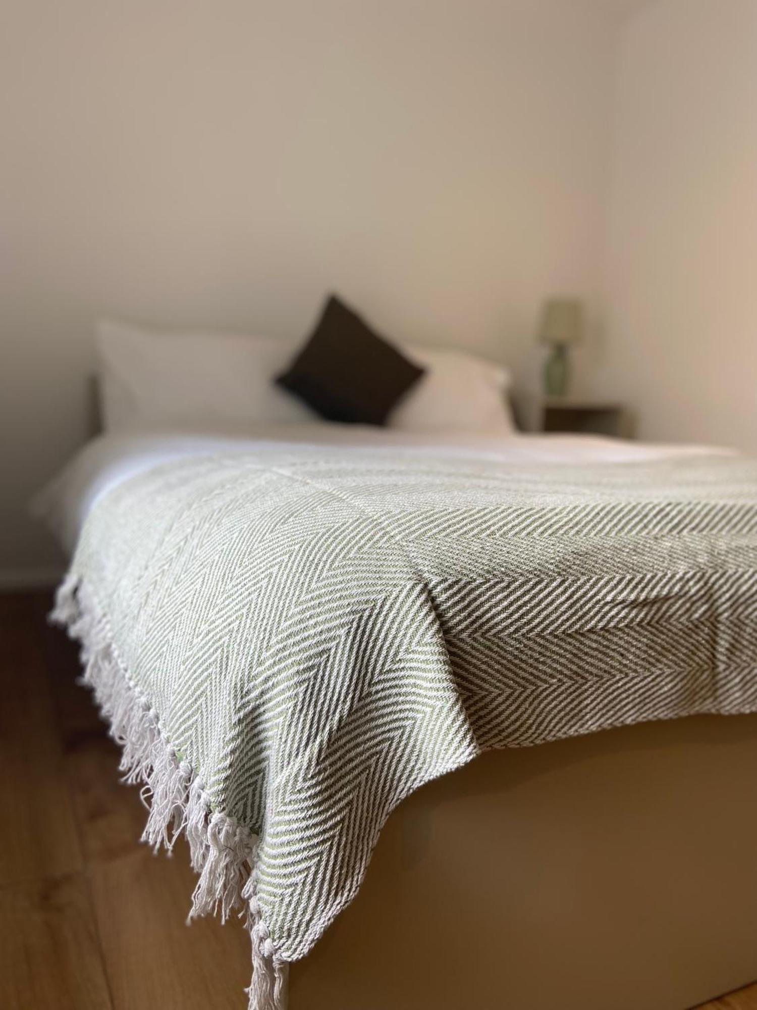 Potterspury Coffee Pot Yardley Gobion Bed & Breakfast エクステリア 写真