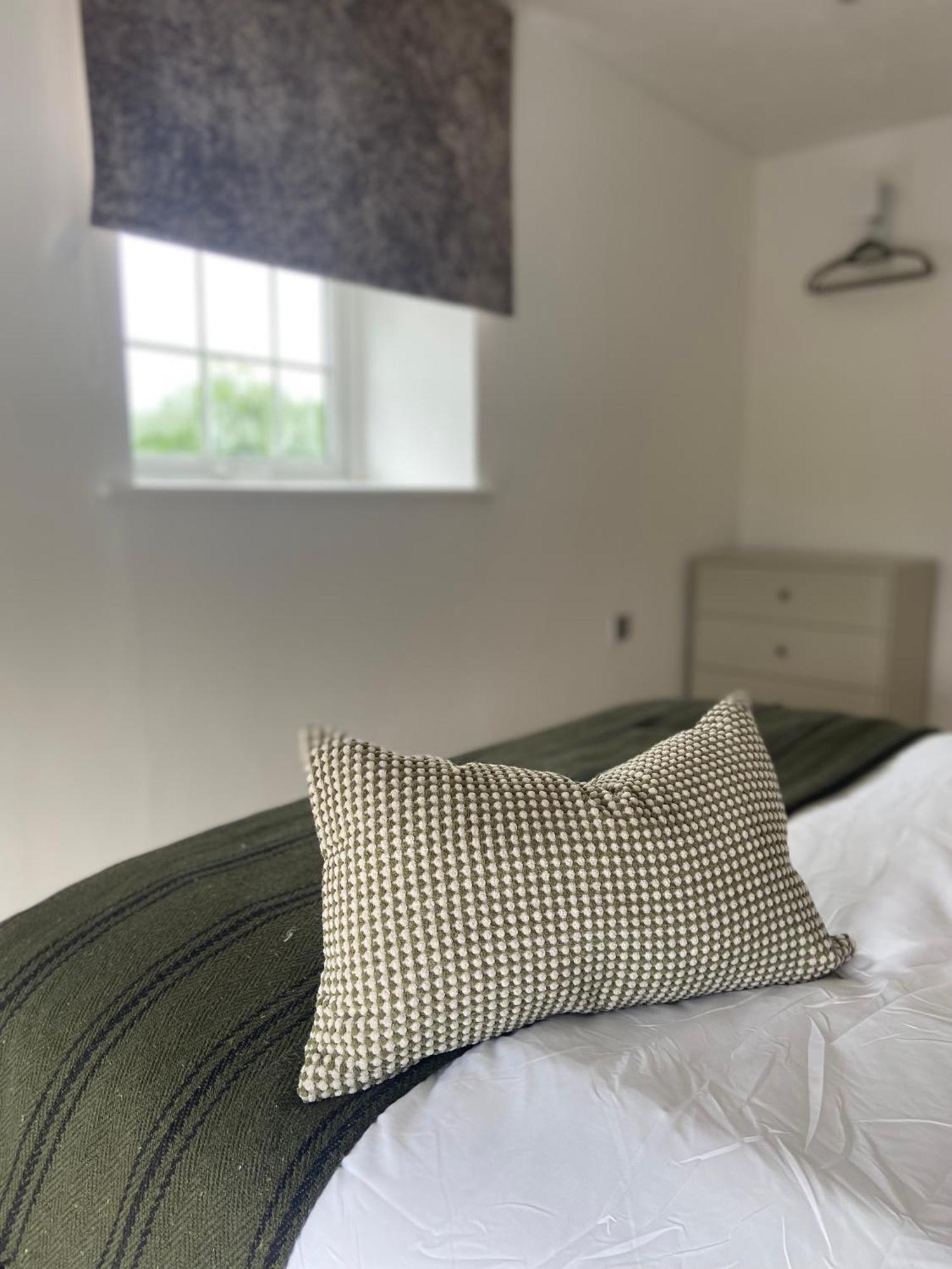 Potterspury Coffee Pot Yardley Gobion Bed & Breakfast エクステリア 写真