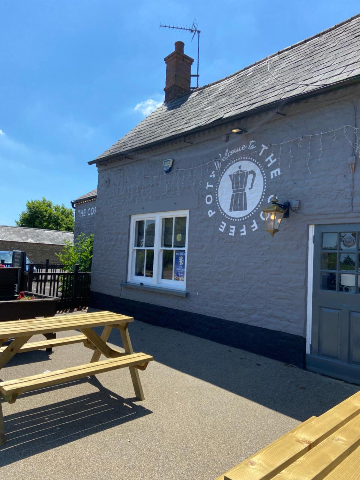 Potterspury Coffee Pot Yardley Gobion Bed & Breakfast エクステリア 写真